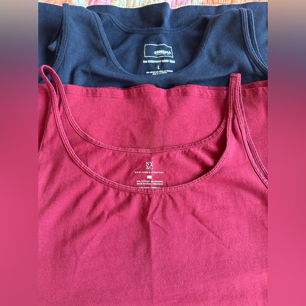 ❤️ 2 Tank Tops NY & Co + Sonoma Burgundy Navy Scoop Neck Size L